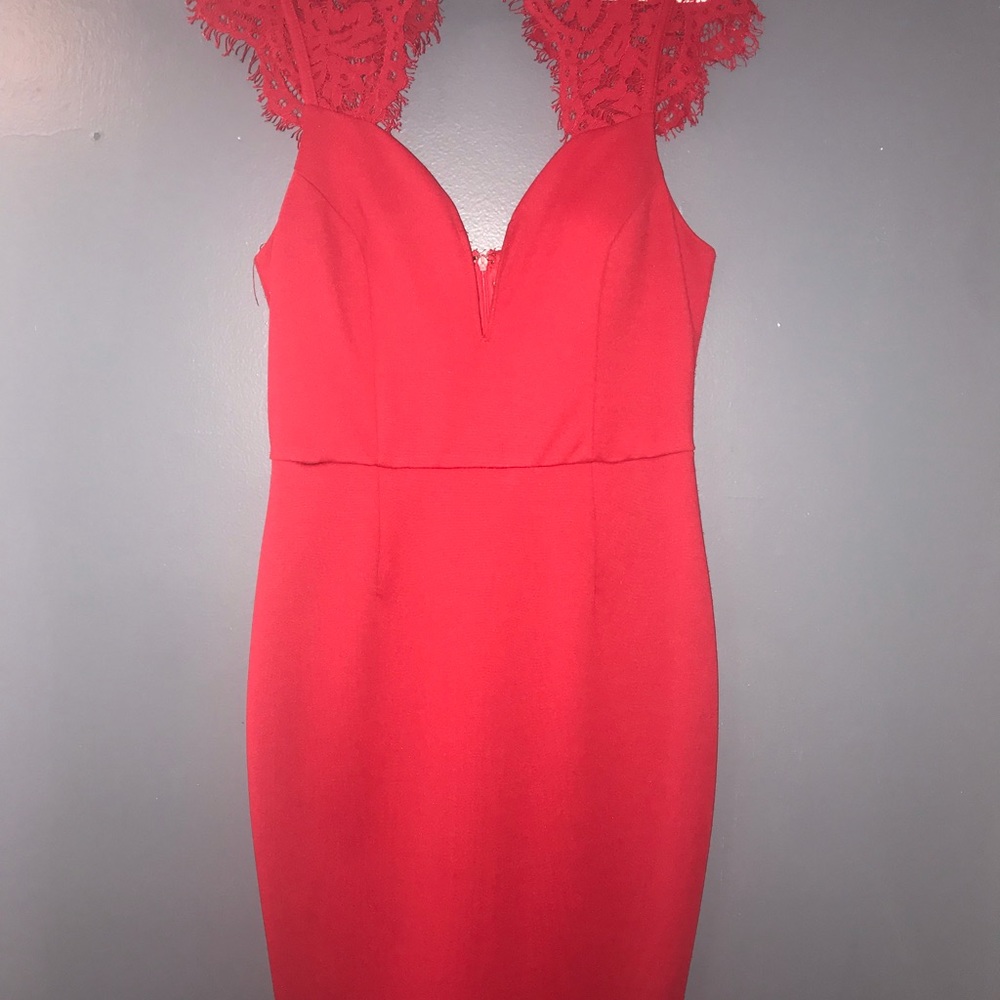 lace bodycon dress